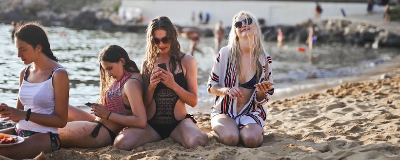 TikTok Beach Girls - Copia
